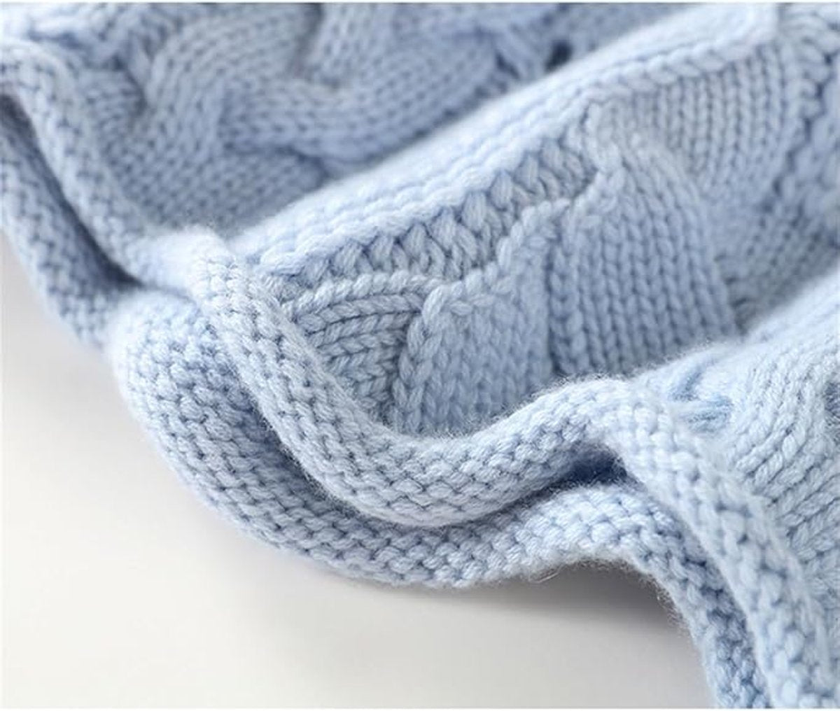 Cablora - Cable Knit Turtleneck Sweater For Autumn Winter — view 7 of 7