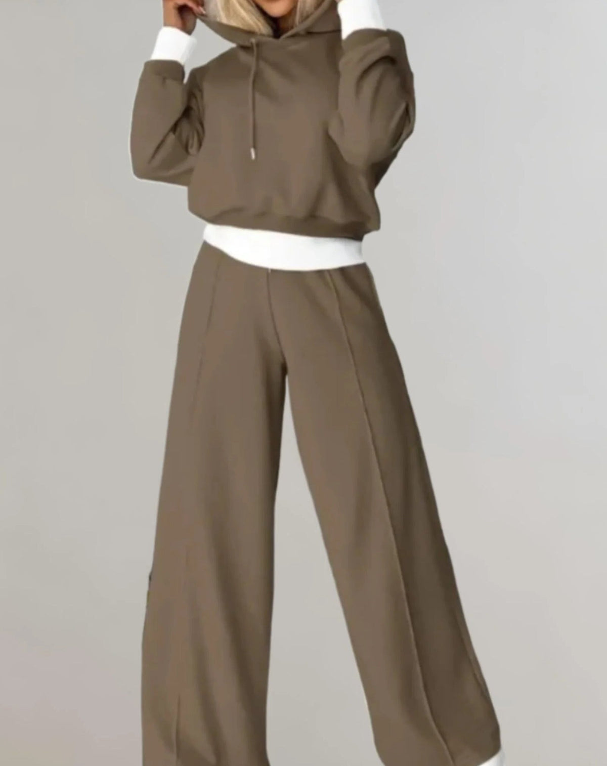 Duetta - Cropped Top And Jogger Set For Everyday Wear — view 5 of 6
