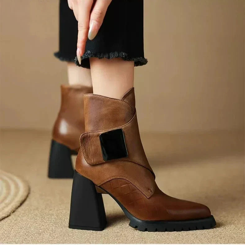 Virelle - Versatile Contemporary Ankle Boots Everyday Wear — view 8 of 10