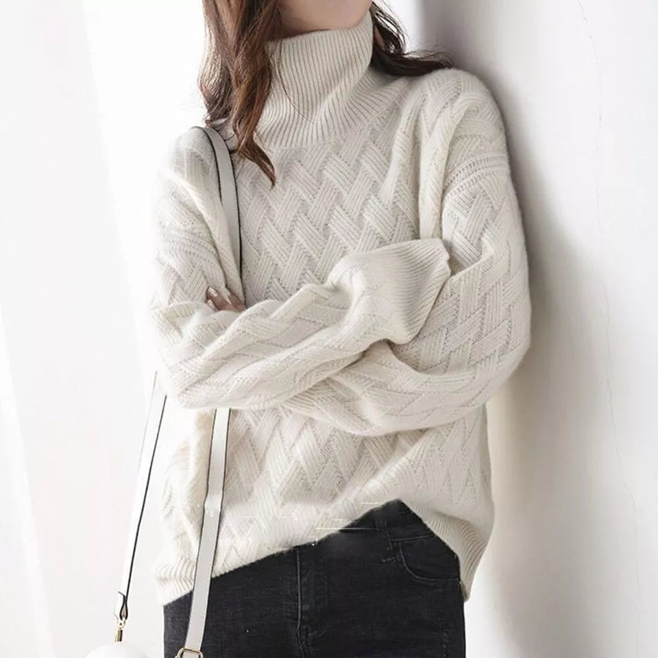 Wovenne - Cashmere Knit Sweater Everyday Elegance — view 10 of 10