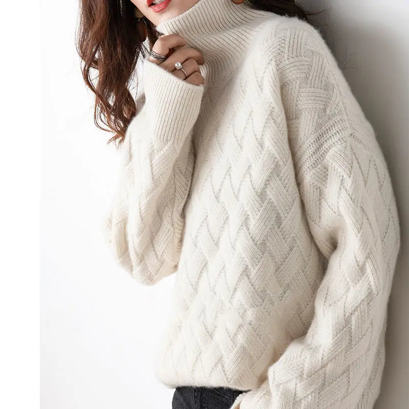 Wovenne - Cashmere Knit Sweater Everyday Elegance — view 5 of 10